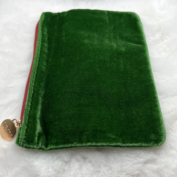3/$12 Ipsy Glam Bag November 2021 - Green “Velvet”/Velour with Burgundy and Gold - Picture 3 of 4
